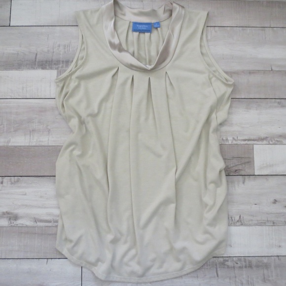 Simply Vera Vera Wang Tops - Simply Vera Wang Cream Sleeveless Top